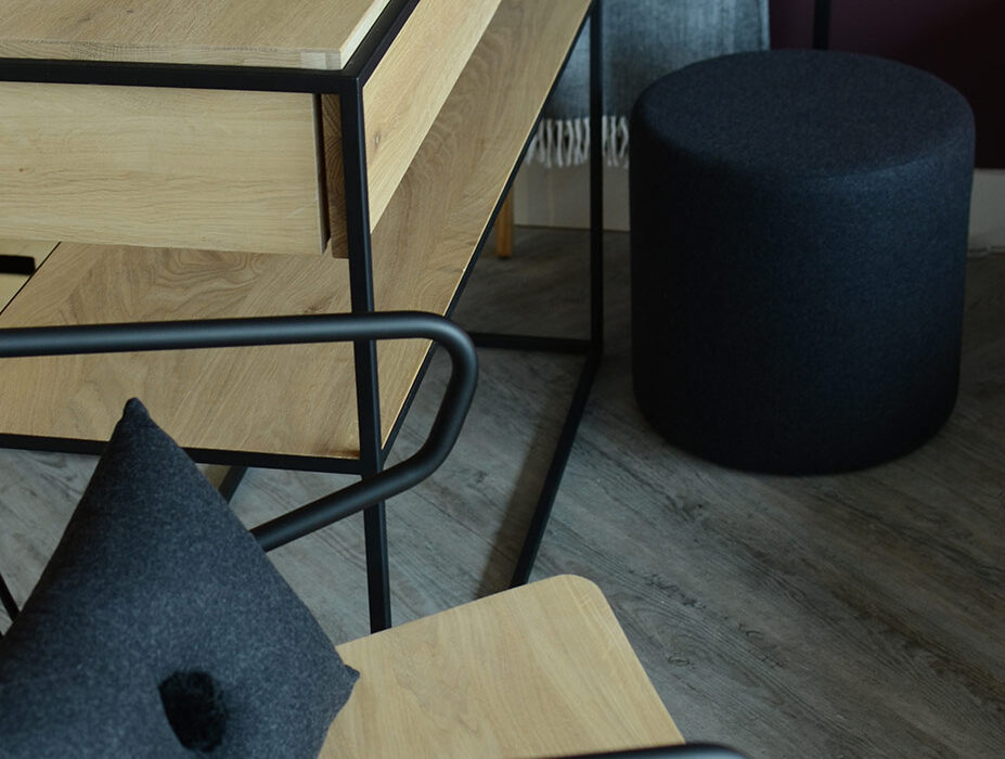 monolit console and shepherd stool2