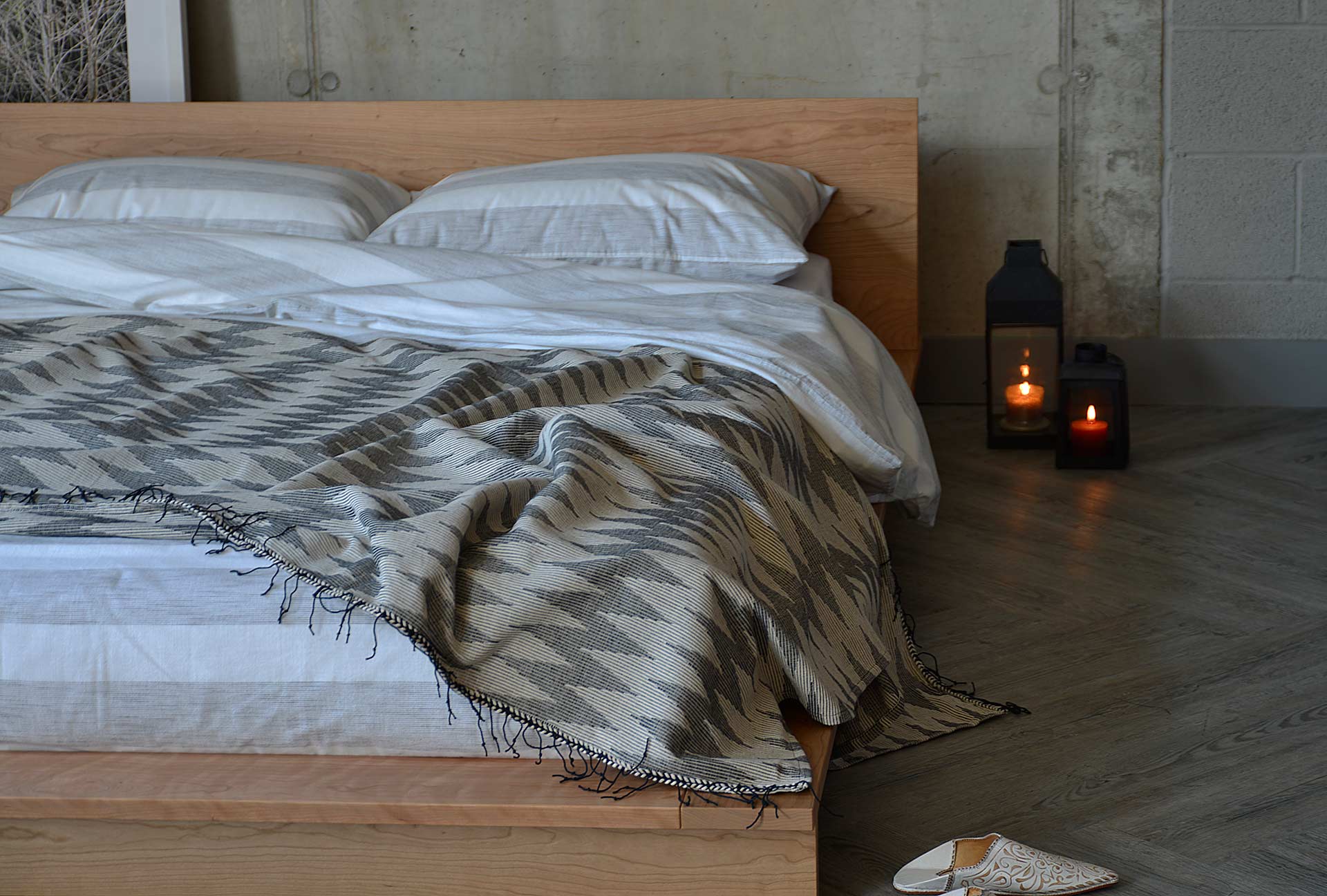Oregon platform bed Cherry