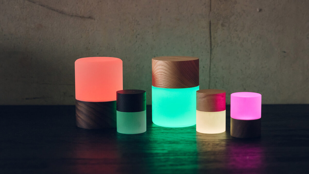 Chargeable colour change LED small lights with wooden bases