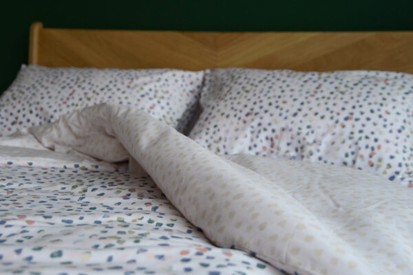 reversible cotton blend duvet cover set with pastel colours paint brush dots print