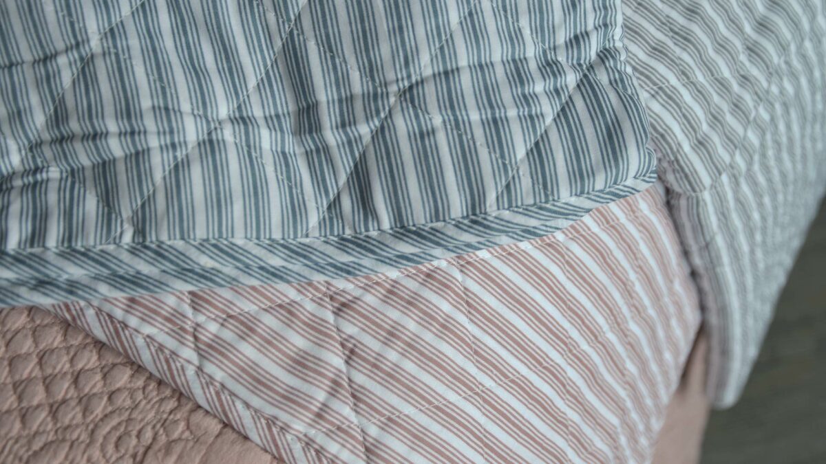 multi stripe quilted blankets 3 colours