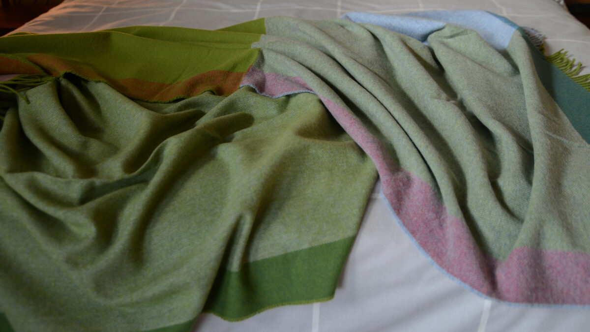 pure merino lambswool colour block throw