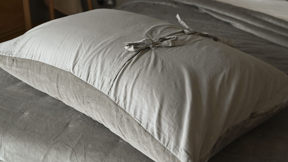 Velvet Bedspread Sets - Rose or Olive - Image 14