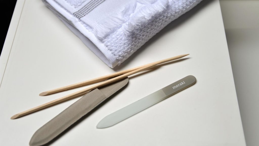 Meraki nail care - glass nail file and cuticle sticks