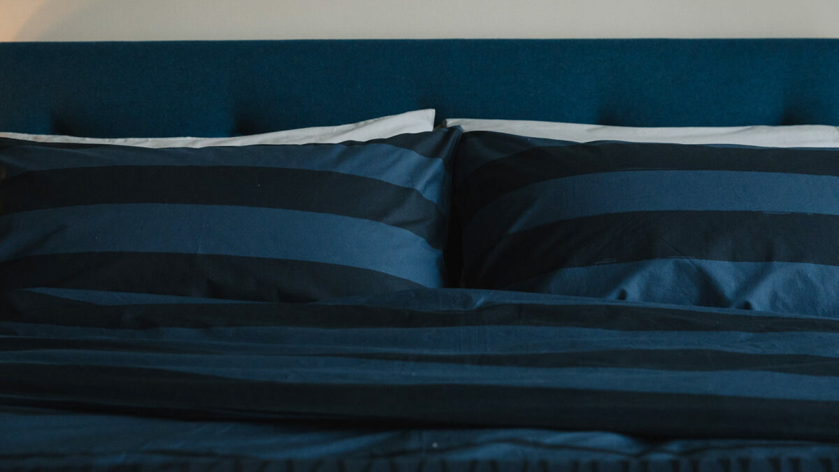 reversible duvet set - navy