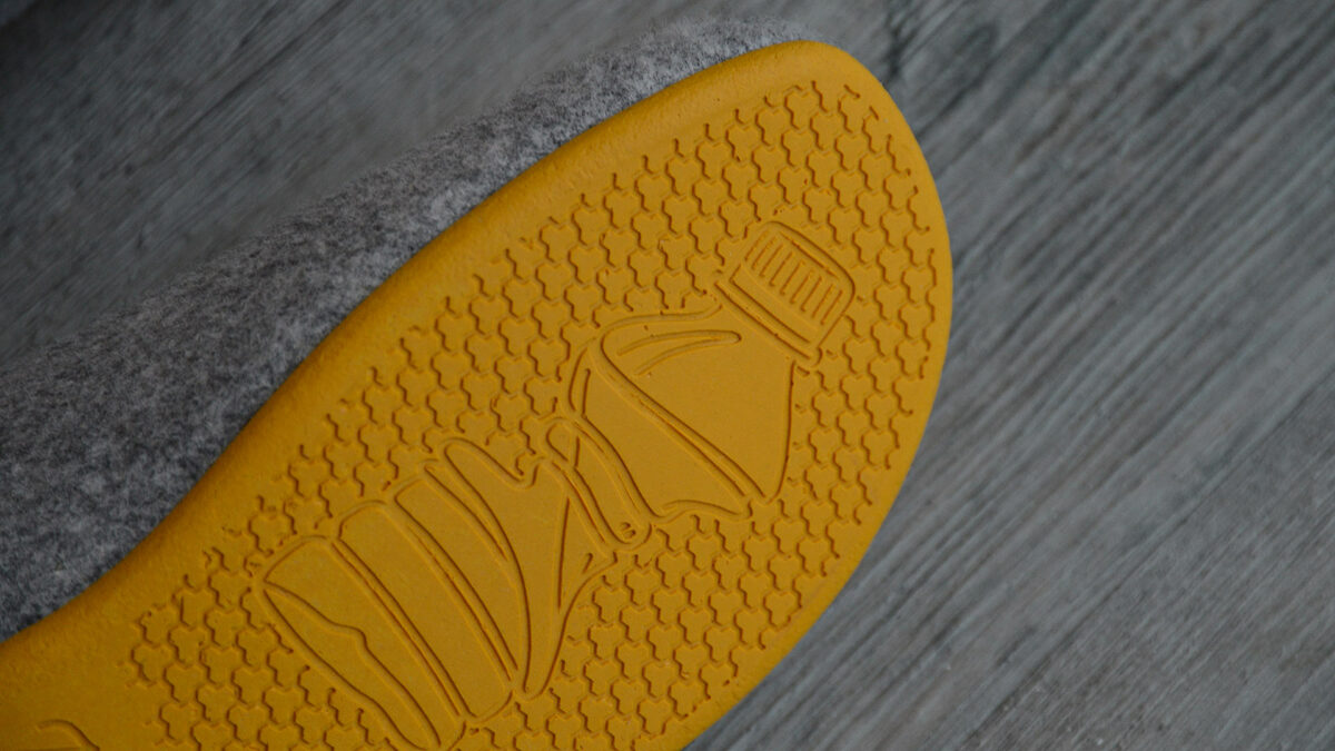 new colourway grey and yellow sole