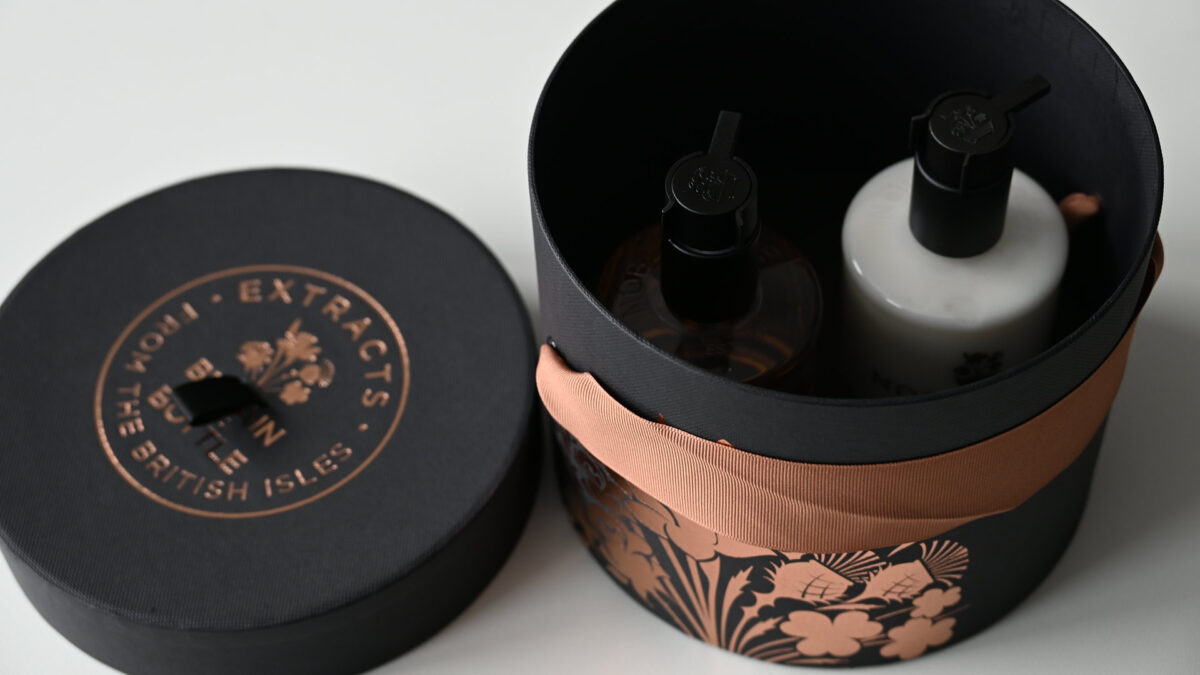 Noble Isle Rhubarb Rhubarb! Luxury Gift Set - Image 3