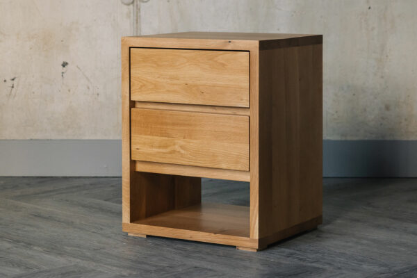 Cube solid oak bedside table with 2 drawers