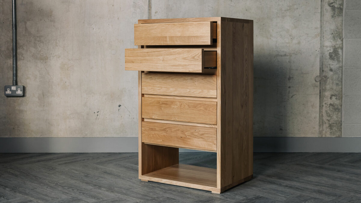 oak 5 drawer chest with open drawers