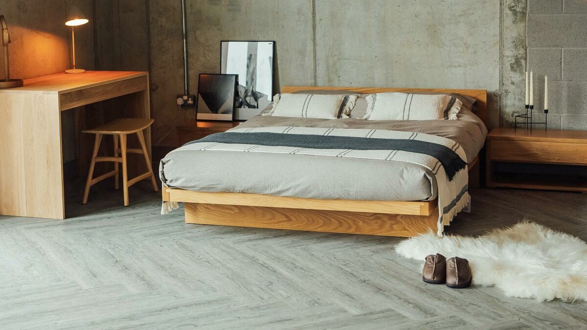 Our Solid oak Kyoto bed in Kingsize with Wave table and low cube bedsides.