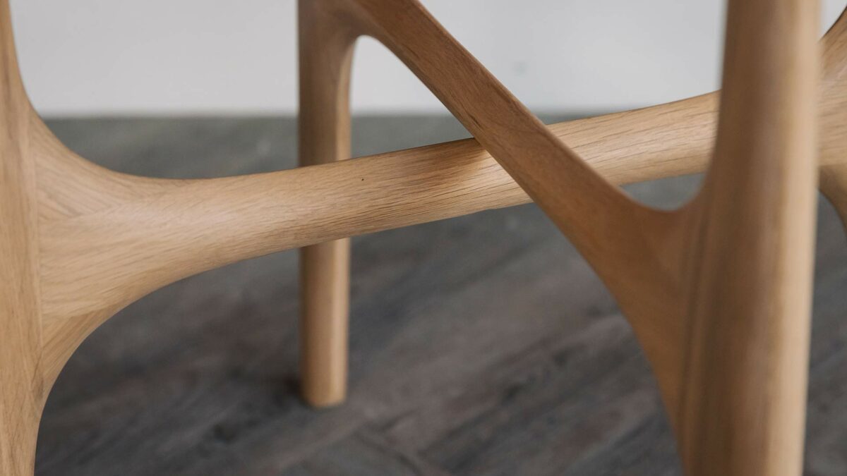 oak PI table base detail