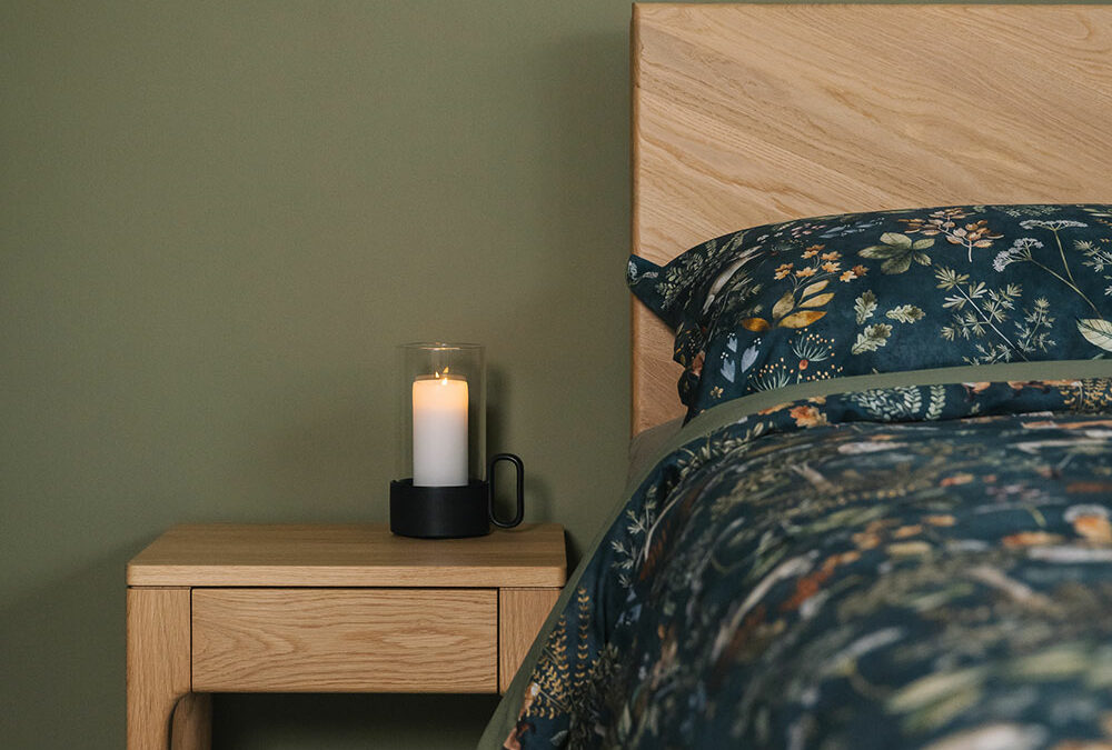 Oak Camden Bedside table with drawer