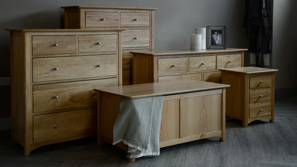 Classic oak storage collection chests of drawers in a range of sizes