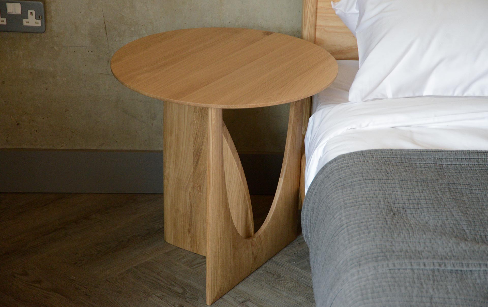 oak side table