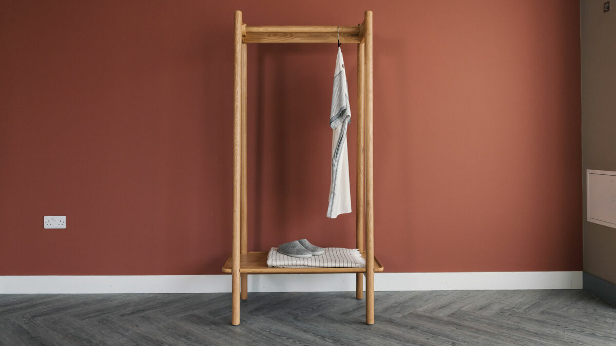 oak open clothes rail