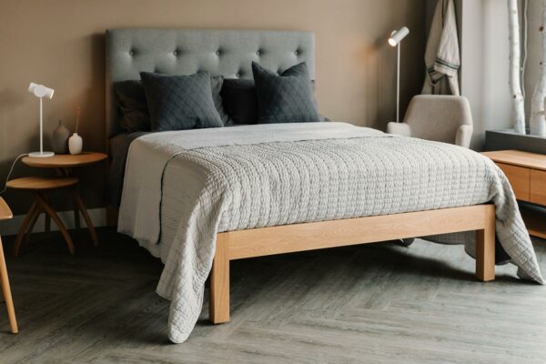 Skye Tall Buttoned Bed