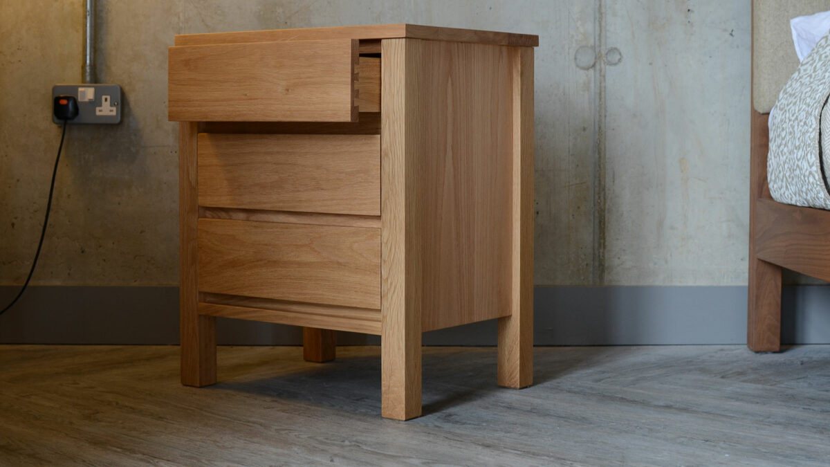 oak-three-drawer-bedside-chest