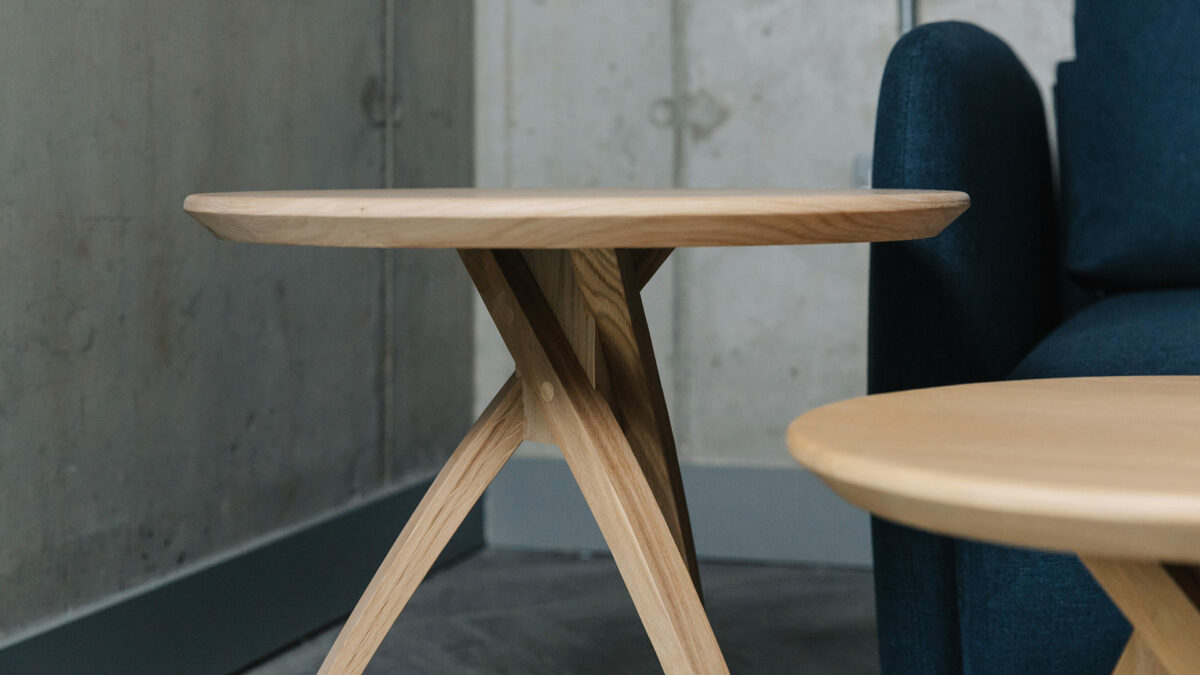 oak twist side table detail