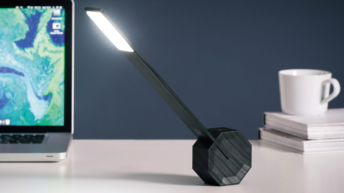 adjustable LED desk lamp