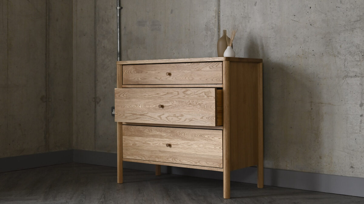 Oslo - Oiled Oak Chest of Drawers - Image 3