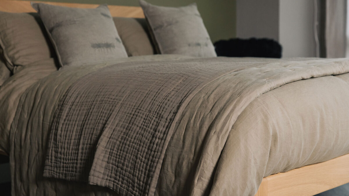 olive linen duvet and quilt set