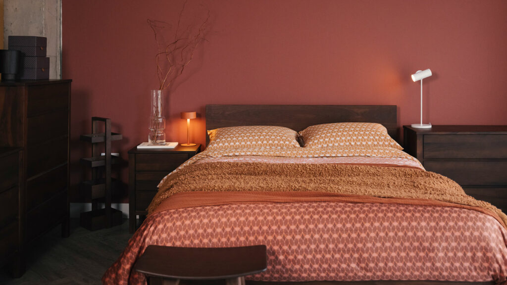ombre bedding in burnt ornage