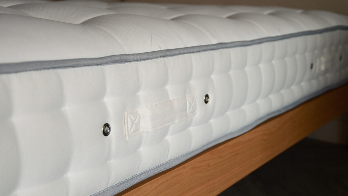 opulent 2000 side handle view