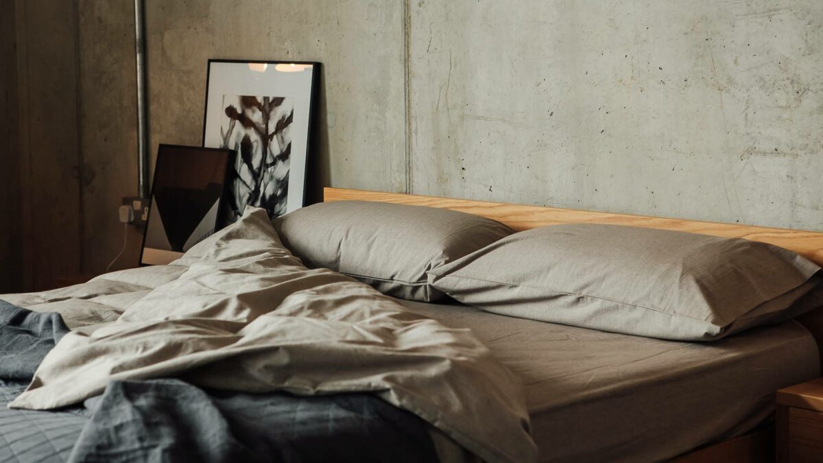 eco friendly organic bedding in grey marl cotton, duvet cover, sheets and pillowcases.