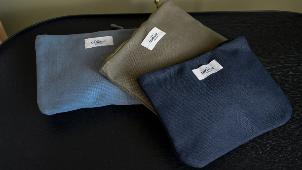 organic cotton carry pouch with zip in 3 colours