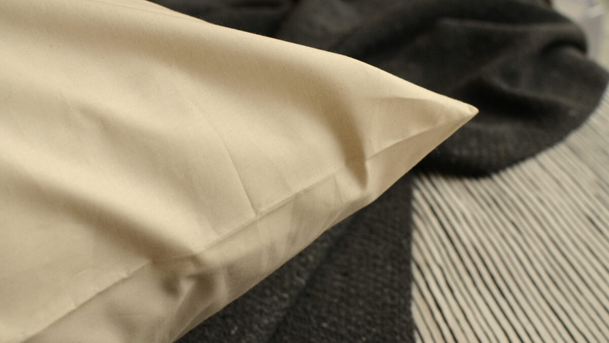 unbleached undyed organic cotton pillow protector with zip closure