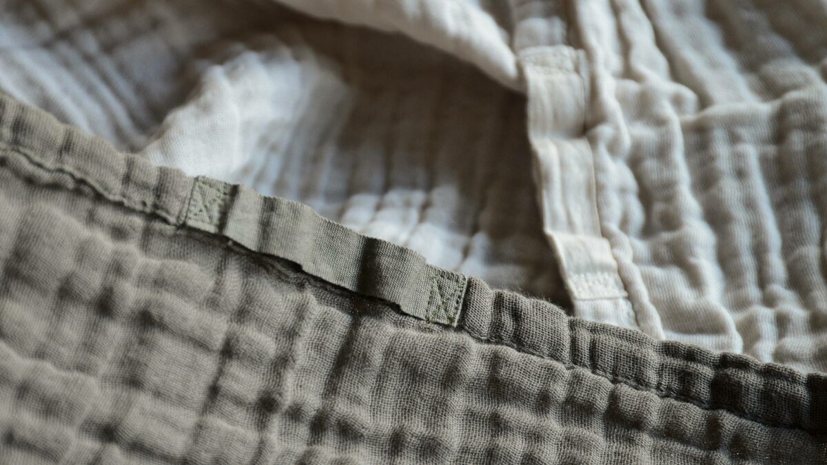 wrinkled texture organic cotton towels in two colours