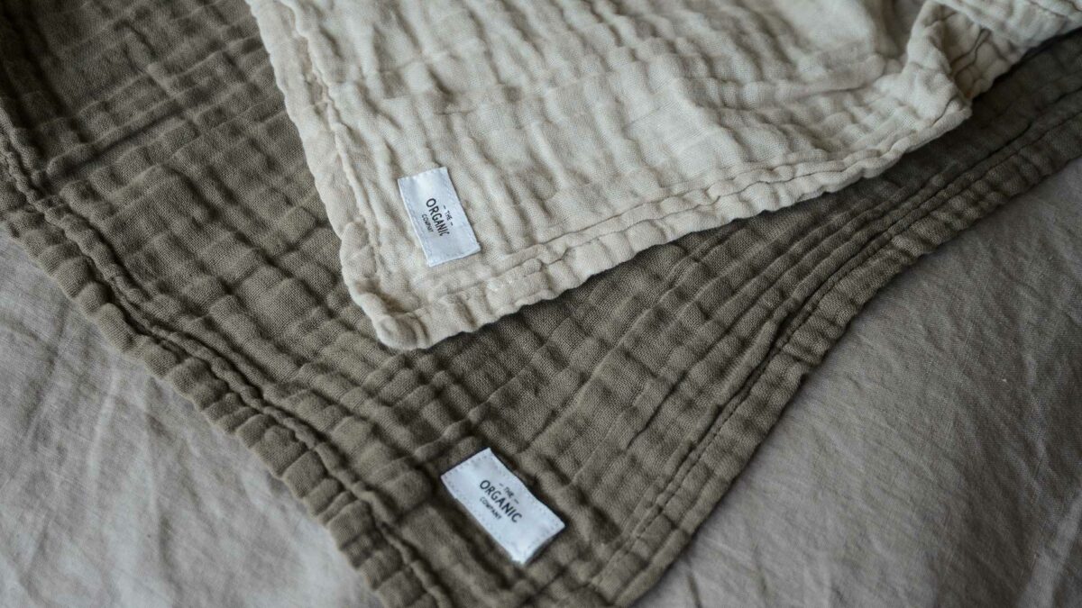 wrinkled texture organic cotton towels in two colours