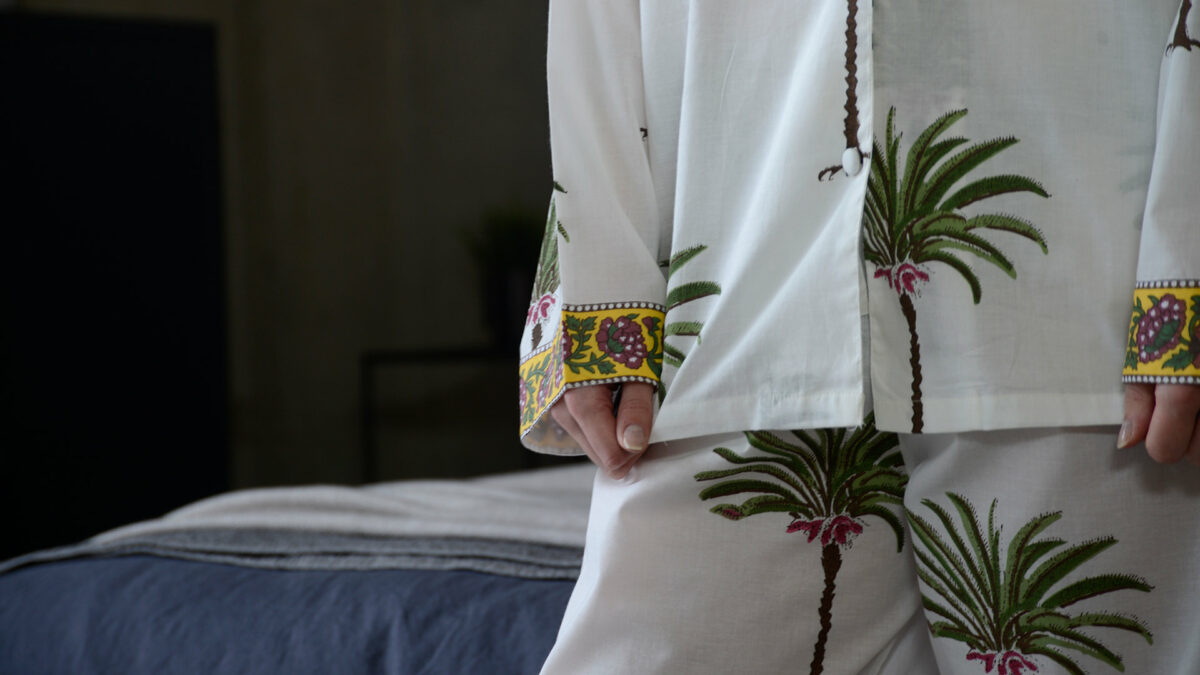 palm tree print pyjamas cuff detail