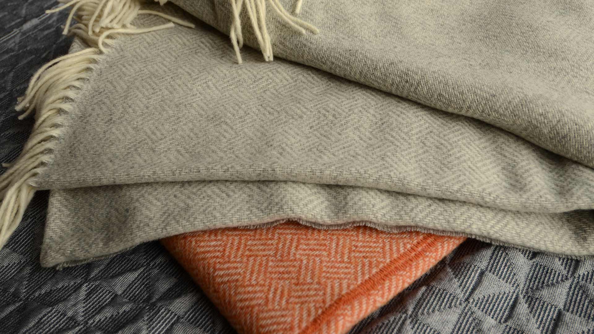 Throws uk store