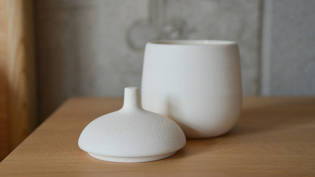 pearl ceramic jar with lid