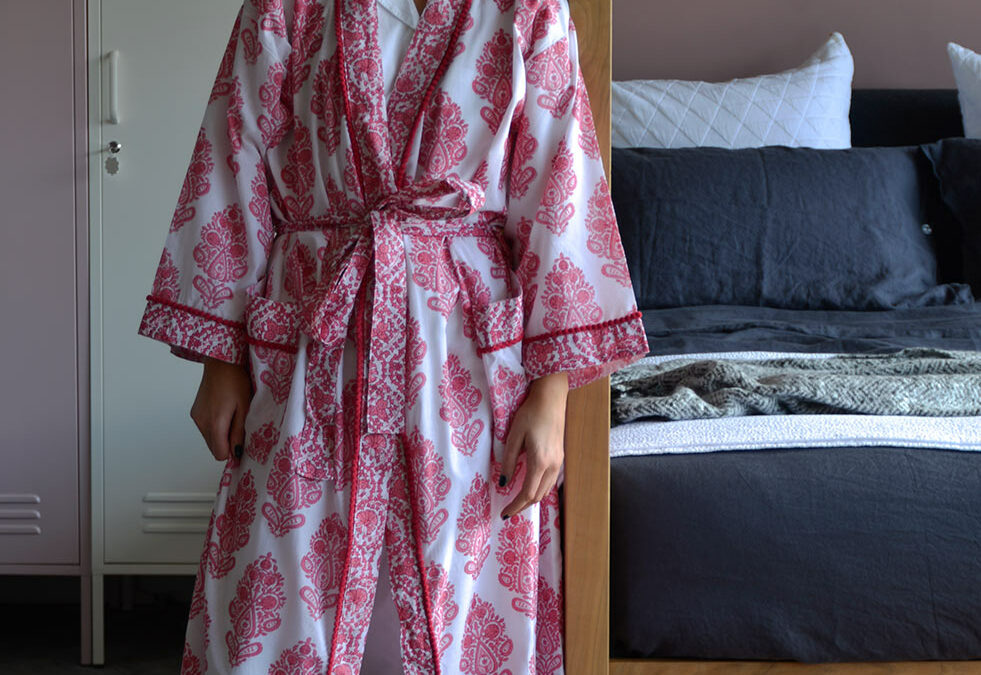 block print pattern light cotton dressing gown in pink and white