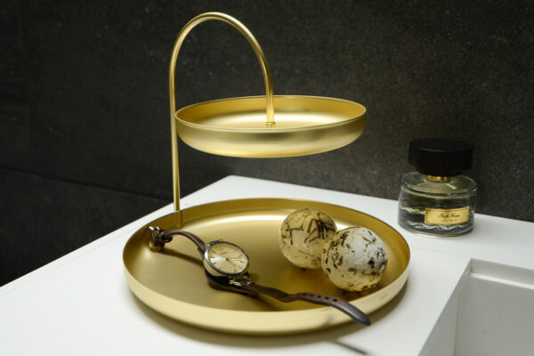 poise-brass-2-tier-holder