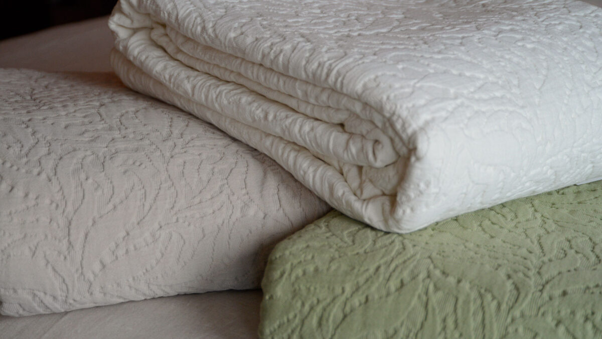 Pure Cotton Floral Pattern Bedspreads - Image 2