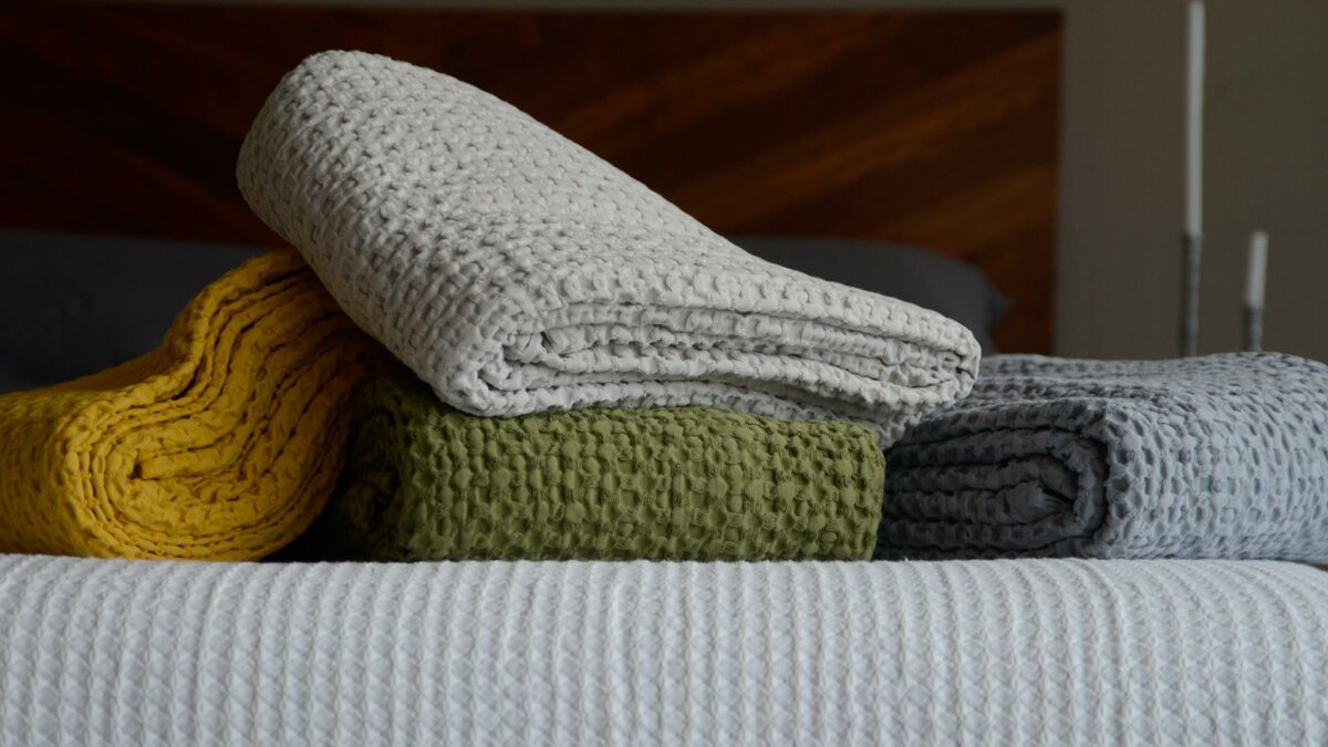 waffle weave cotton throws in a choice of 4 colours