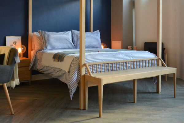 Spindle bench shown with our contemporary 4 Poster Orchid bed