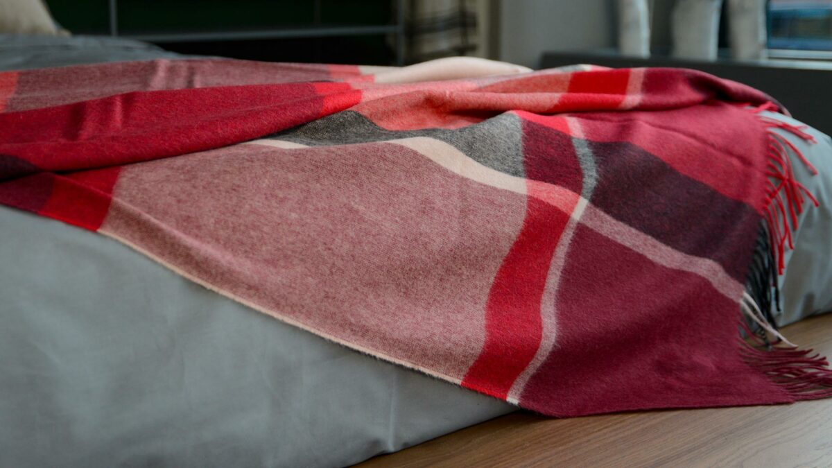 red check aplaca blend throw