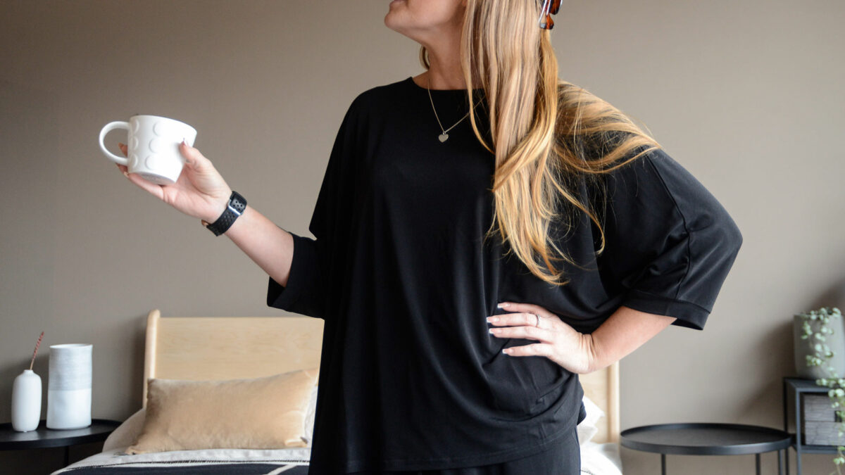 relaxed black top