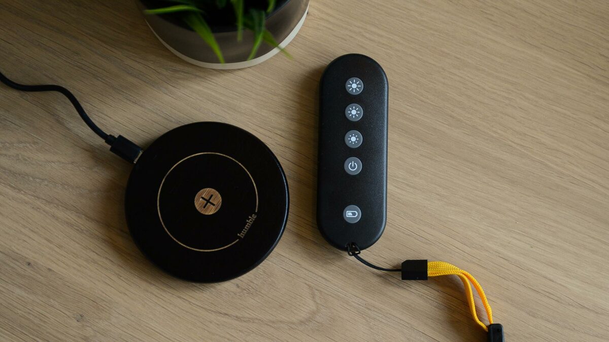 remote and cahrging pad for rechargeable lamps