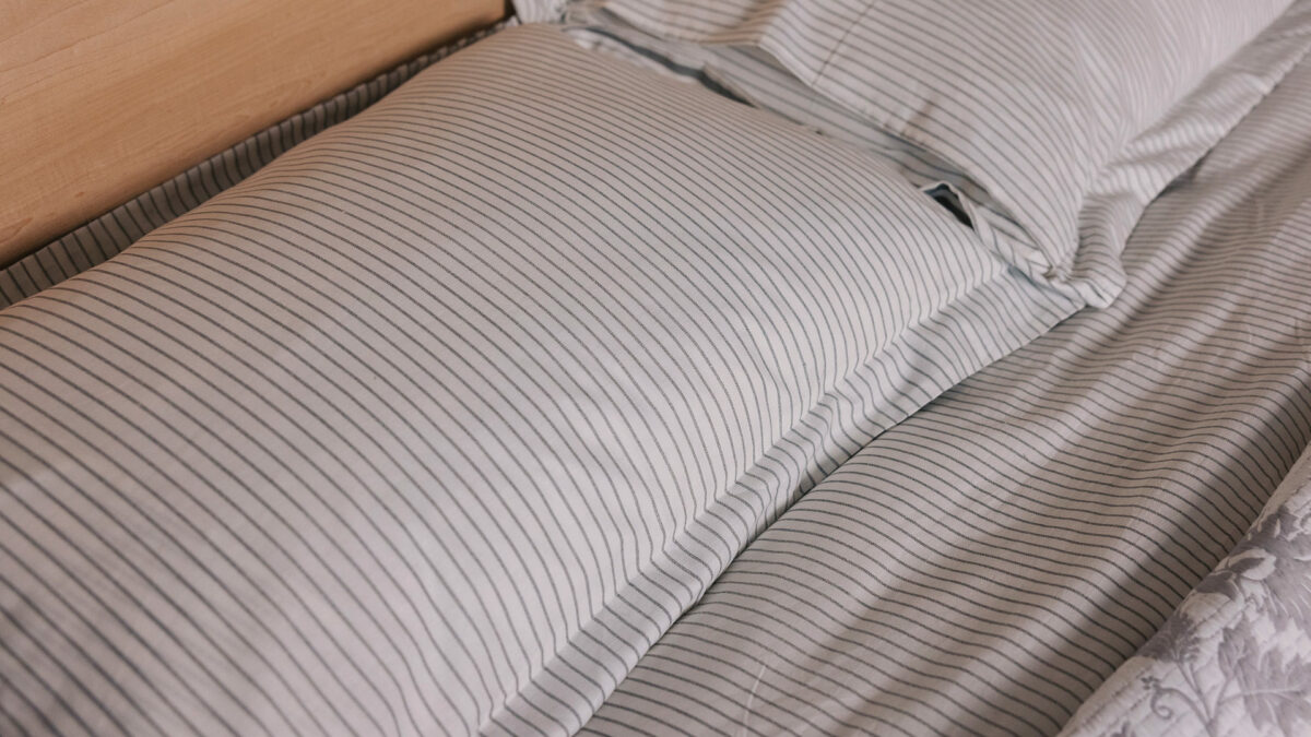 reversible grey striped duvet set detail