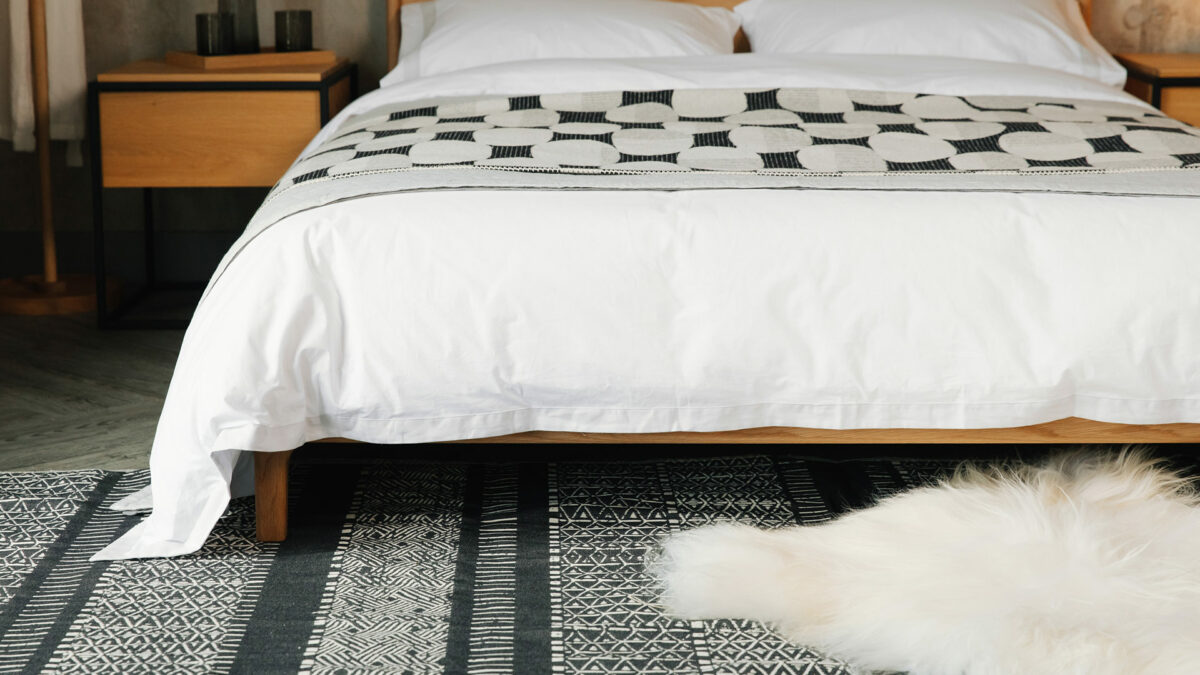 reversible rug with carnaby and monochrome bedding 2