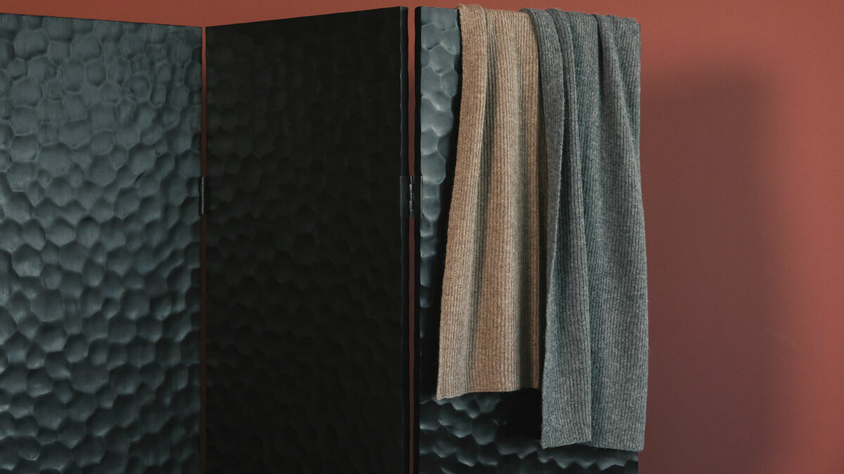 ribbed knit baby alpaca scarves in brown or grey