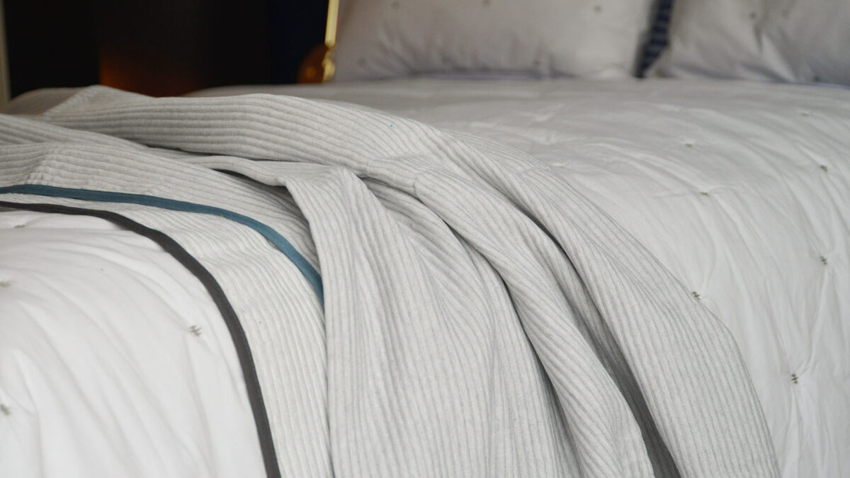 ridge off white bedspread 1