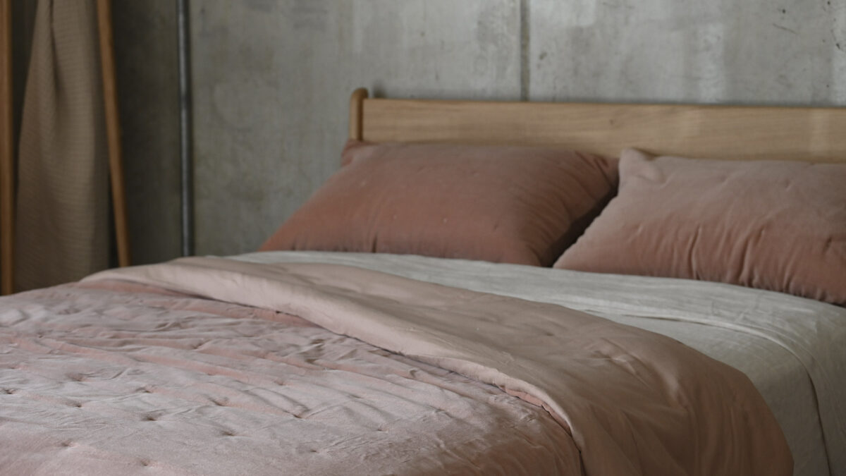 Velvet Bedspread Sets - Rose or Olive - Image 9