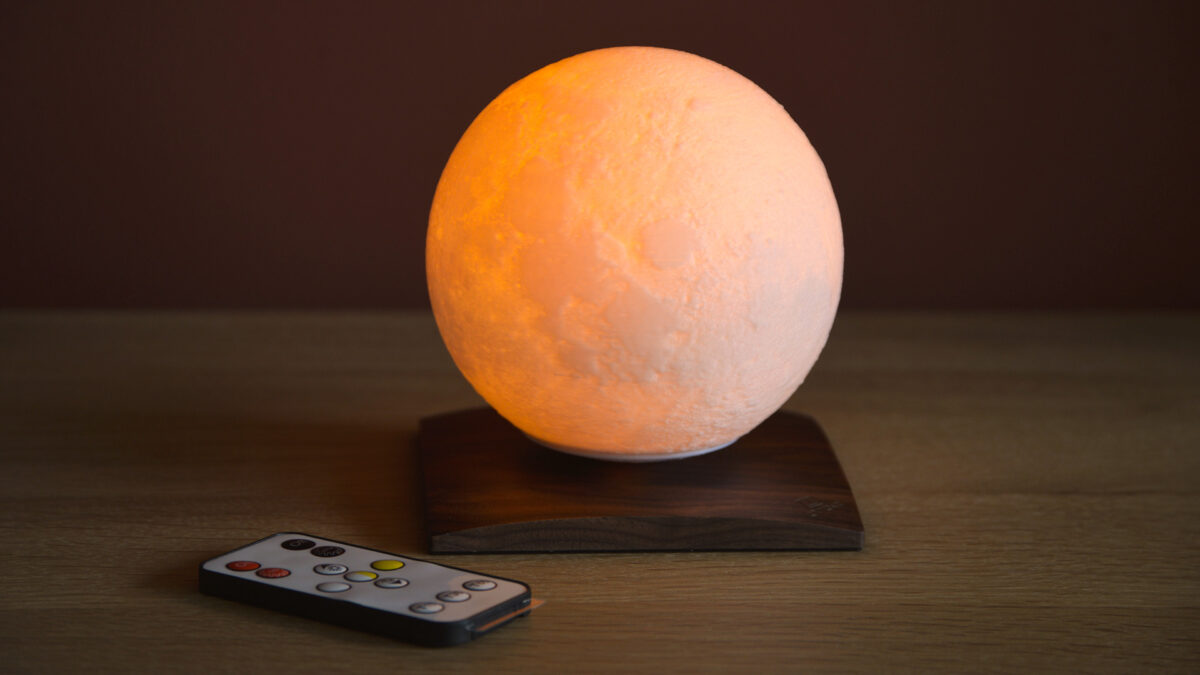 rotating moon lamp with remote
