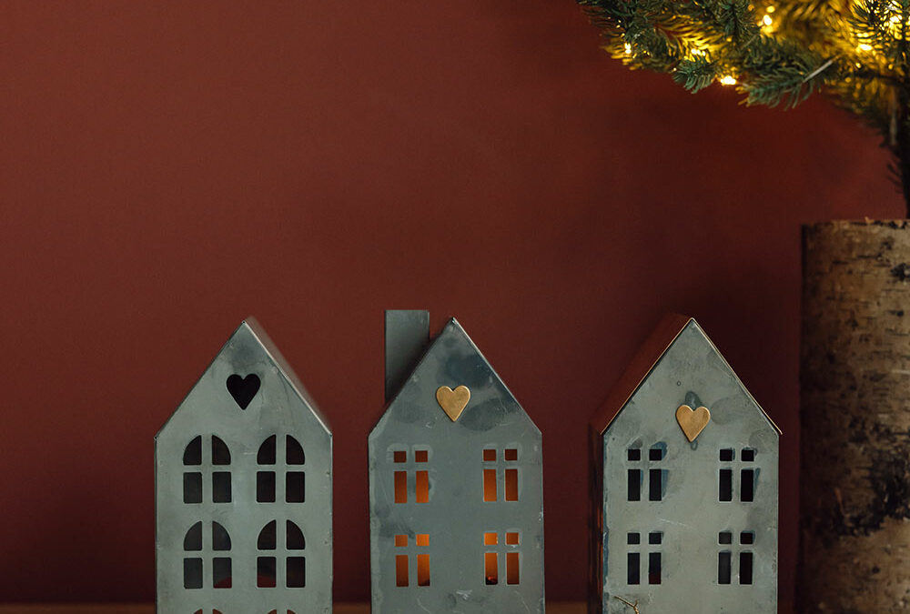 rustic house shaped candle holders portrait